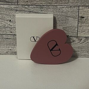 GWP: Valentino Beauty Pink Mirror/Phone Accessory